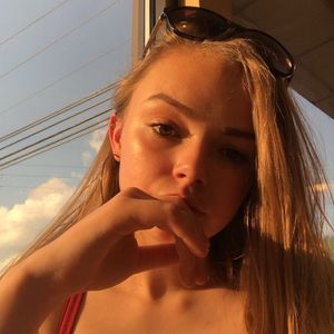 Meet your Posher, Riley